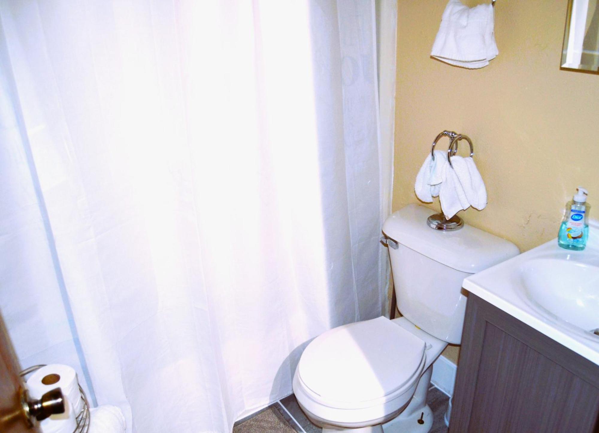 Appartement Urban Oasis à Grand Forks Extérieur photo